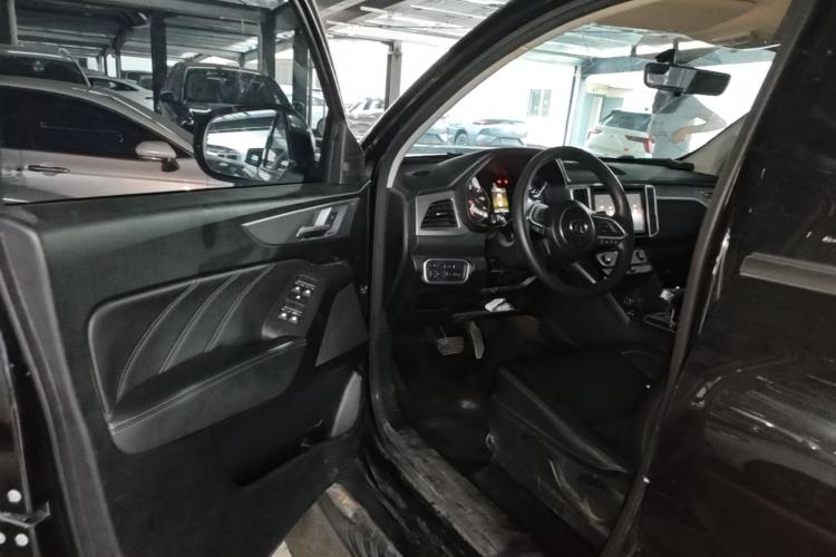 Used Great Wall Poer 2020 2.0T Commercial Version Automatic Diesel Two-Wheel Drive Elite Trim with Long Bed – GW4D20M Driver Seat