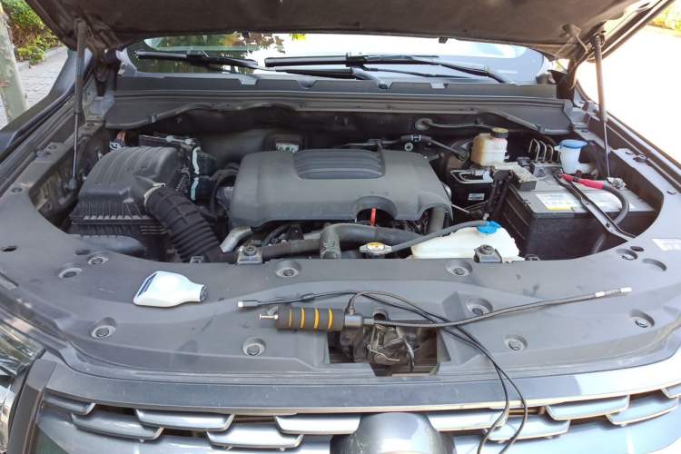 Used Great Wall Poer 2020 2.0T Off-Road Edition Automatic Gasoline 4x4 Limited Edition GW4C20B Engine Bay
