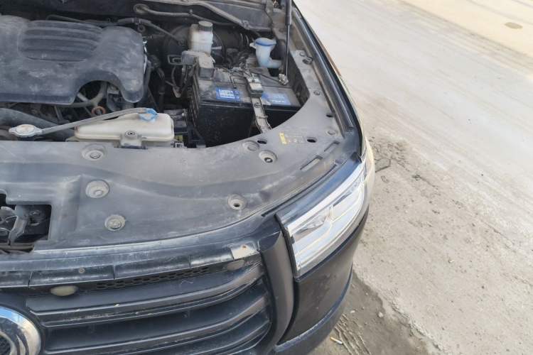 Used Great Wall Poer  Engine Bay Left