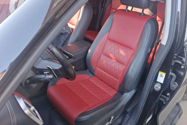 Used Great Wall Poer 2020 2.0T Off-Road Version Automatic Gasoline Four-Wheel Drive High-End Edition GW4C20B Left Front Seat