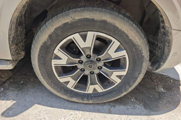 Used Great Wall Poer 2020 2.0T Automatic Diesel 4x4 Premium Edition GW4D20M Right Front Wheel Hub