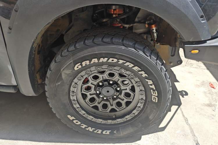 Used Great Wall Poer 2020 2.0T Off-Road Version Automatic Gasoline Four-Wheel Drive High-End Edition GW4C20B Right Front Wheel Hub