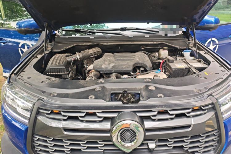 Used Great Wall Poer 2020 2.0T Off-Road Edition Automatic Diesel 4x4 Advanced Version with Trailer Capability GW4D20M Engine Bay