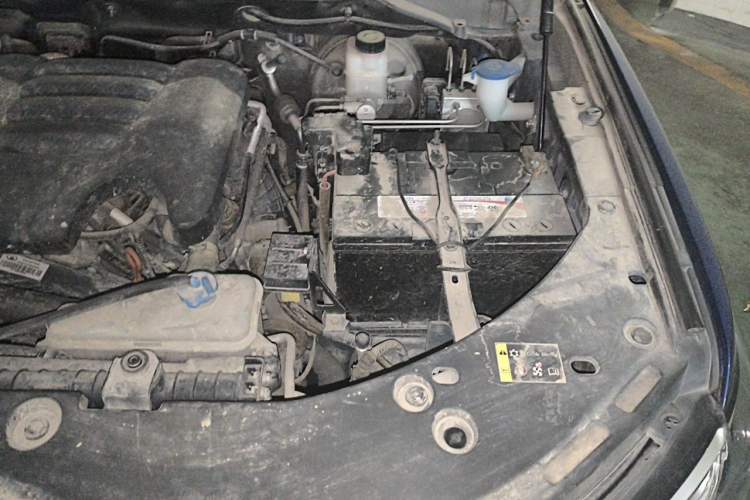Used Great Wall Poer 2020 2.0T Automatic Diesel 2WD Comfort Edition GW4D20M Engine Bay Left