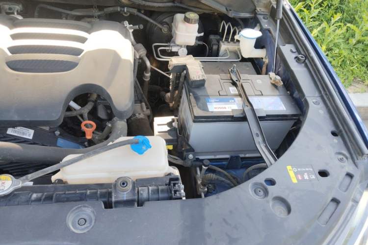 Used Great Wall Poer 2020 2.0T Automatic Diesel 4x4 Comfort Edition GW4D20M Engine Bay Left