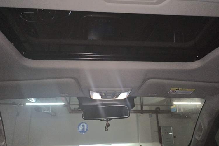 Used Great Wall Poer 2020 2.0T Automatic Diesel 2WD Comfort Edition GW4D20M Headliner