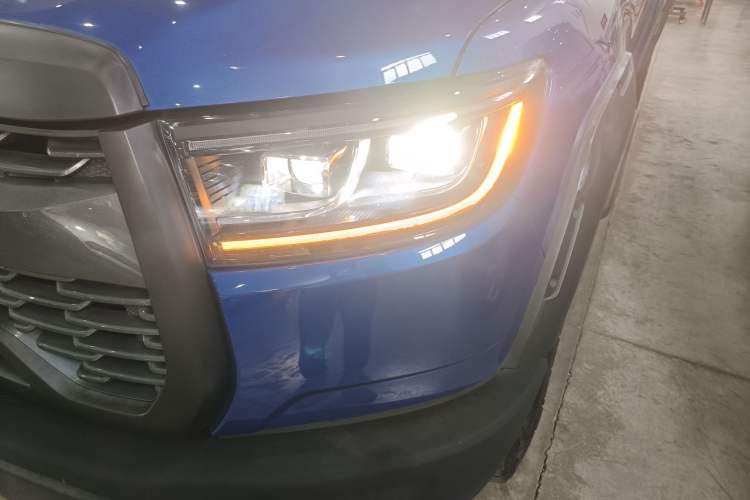 Used Great Wall Poer 2020 2.0T Off-Road Edition Automatic Diesel 4x4 High-End Version GW4D20M Left Front Headlight