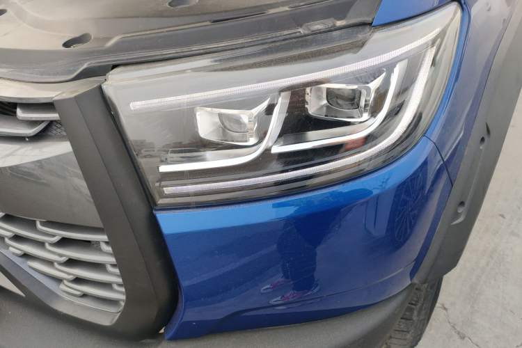 Used Great Wall Poer 2020 2.0T Off-Road Edition Automatic Diesel 4x4 High-End Version GW4D20M Left Front Headlight