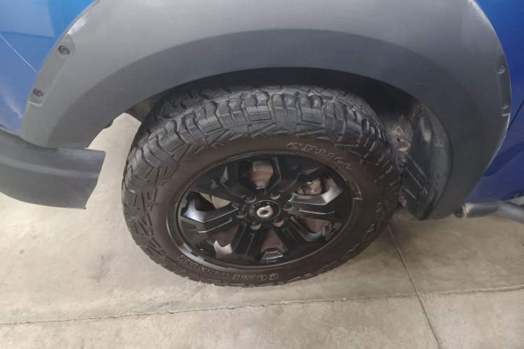 Used Great Wall Poer 2020 2.0T Off-Road Edition Automatic Diesel 4x4 High-End Version GW4D20M Left Front Wheel Hub
