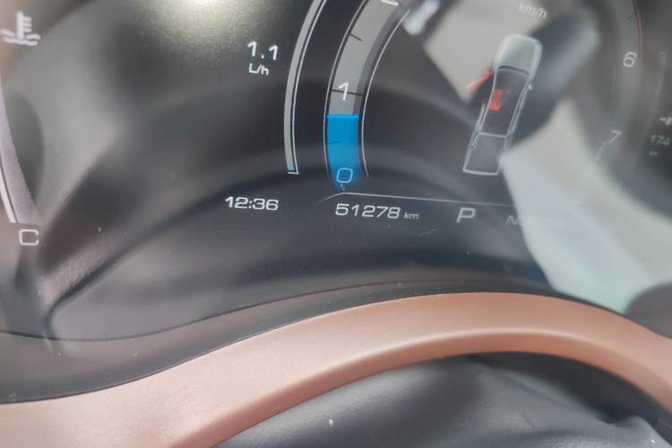 Used Great Wall Poer 2020 2.0T Off-Road Version Automatic Gasoline Four-Wheel Drive High-End Edition GW4C20B Odometer Close Up