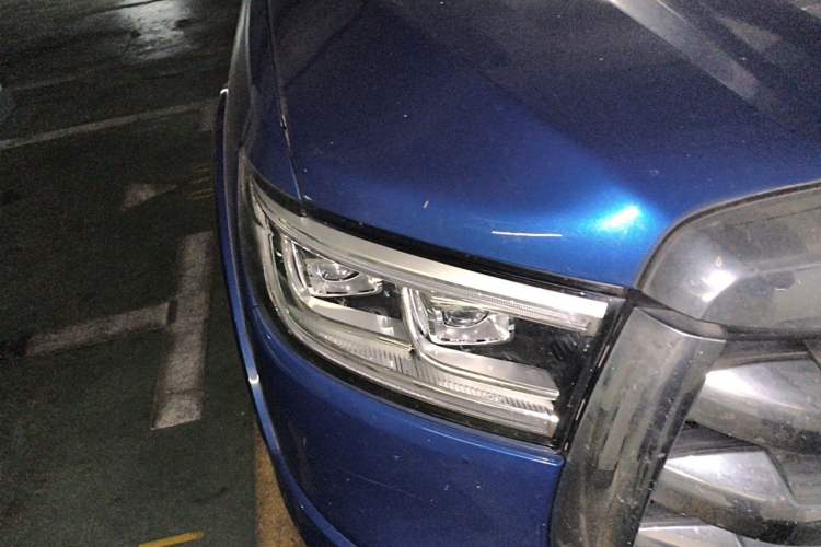 Used Great Wall Poer 2020 2.0T Automatic Diesel 2WD Comfort Edition GW4D20M Right Front Headlight
