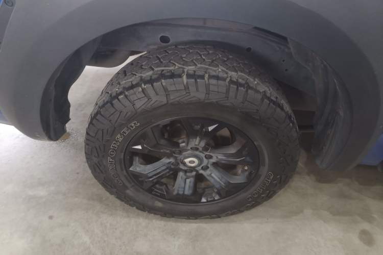 Used Great Wall Poer 2020 2.0T Off-Road Edition Automatic Diesel 4x4 High-End Version GW4D20M Right Rear Wheel Hub