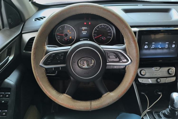 Used Great Wall Poer 2020 2.0T Off-Road Edition Manual Diesel 4x4 Custom Version GW4D20M Steering Wheel