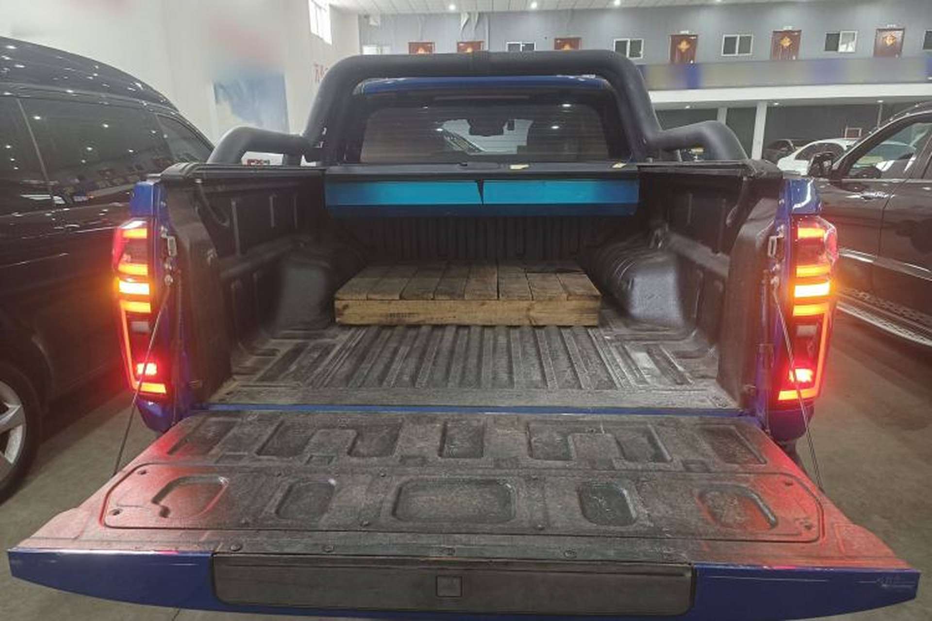 Used Great Wall Poer 2020 2.0T Off-Road Edition Automatic Diesel 4x4 High-End Version GW4D20M Trunk