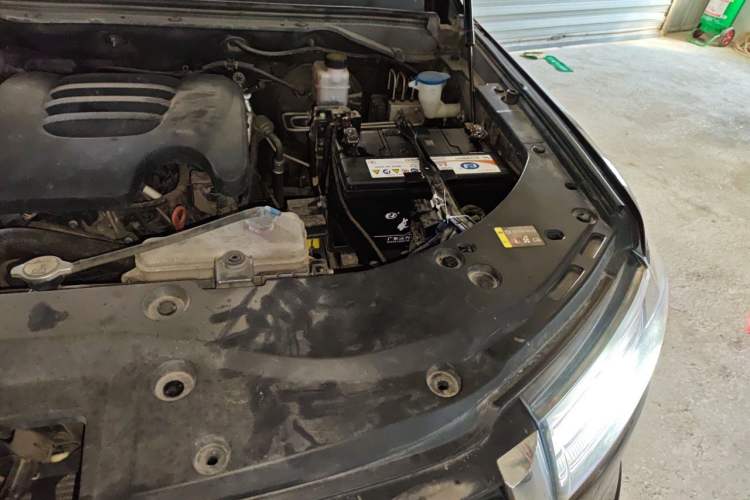 Used Great Wall Poer 2020 2.0T Automatic Diesel 2WD Comfort Edition GW4D20M Engine Bay Left