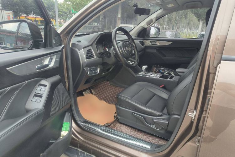 Used Great Wall Poer 2020 2.0T Commercial Version Automatic Diesel Two-Wheel Drive Elite Trim with Long Bed – GW4D20M Interior 2
