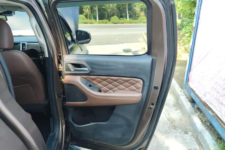 Used Great Wall Poer 2020 2.0T Automatic Diesel 4x4 Sport Edition GW4D20M Interior 6