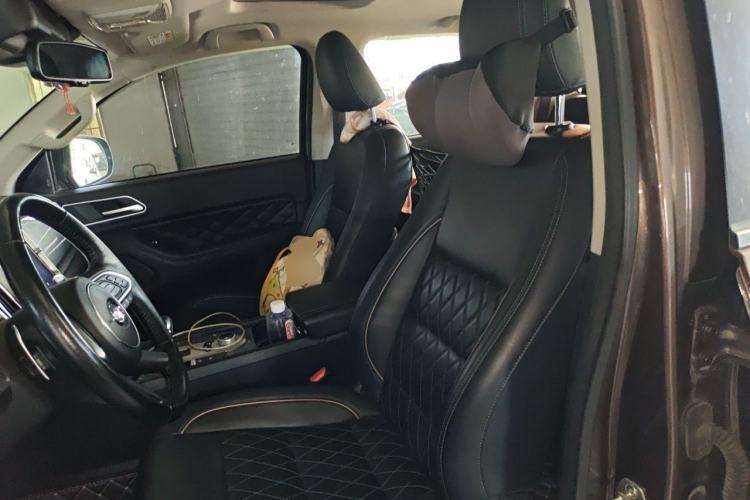 Used Great Wall Poer 2020 2.0T Automatic Diesel 2WD Comfort Edition GW4D20M Left Front Seat