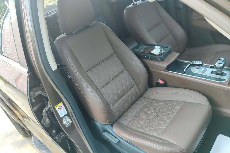 Used Great Wall Poer 2020 2.0T Automatic Diesel 4x4 Sport Edition GW4D20M Right Front Seat