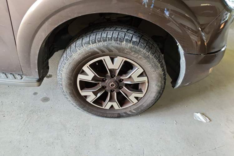 Used Great Wall Poer 2020 2.0T Automatic Diesel 2WD Comfort Edition GW4D20M Right Front Wheel Hub