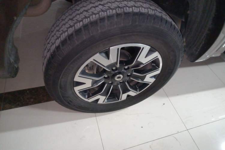 Used Great Wall Poer 2020 2.0T Automatic Diesel 4x4 Sport Edition GW4D20M Right Rear Wheel Hub