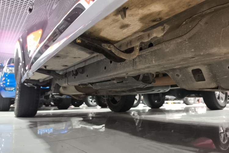 Used Great Wall Poer 2020 2.0T Automatic Diesel 2WD Comfort Edition GW4D20M Right Side Sill