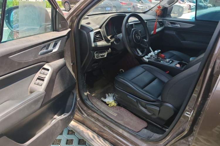 Used Great Wall Poer 2020 2.0T Commercial Version Automatic Diesel 4x4 Elite Long-Box GW4D20M Driver Seat