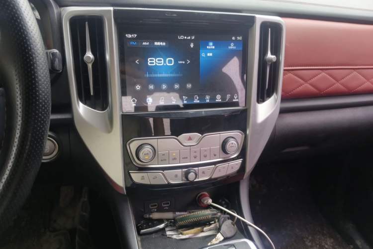 Used Great Wall Poer 2020 2.0T Off-Road Version Automatic Gasoline Four-Wheel Drive High-End Edition GW4C20B Audio And AC Panel