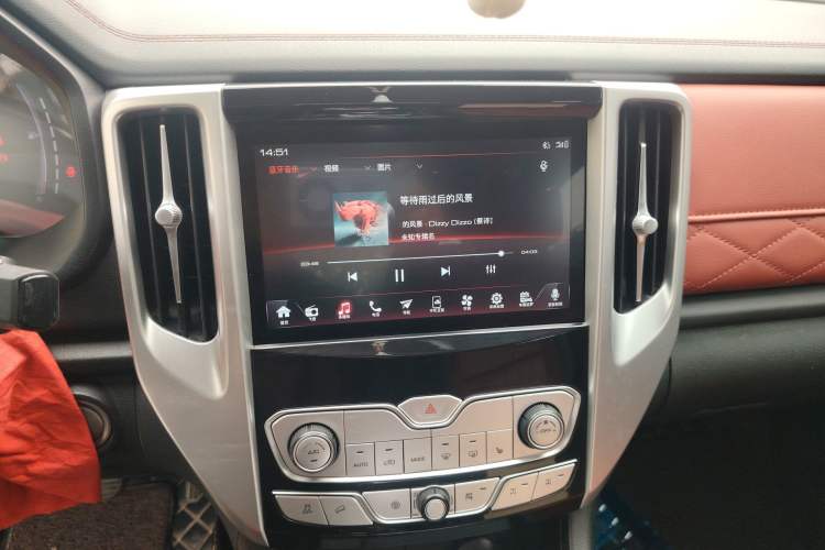Used Great Wall Poer 2020 2.0T Off-Road Edition Automatic Gasoline 4x4 Limited Edition GW4C20B Audio And AC Panel