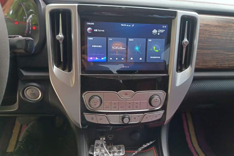 Used Great Wall Poer 2020 2.0T Off-Road Edition Automatic Gasoline 4x4 Advanced Version GW4C20B Audio And AC Panel