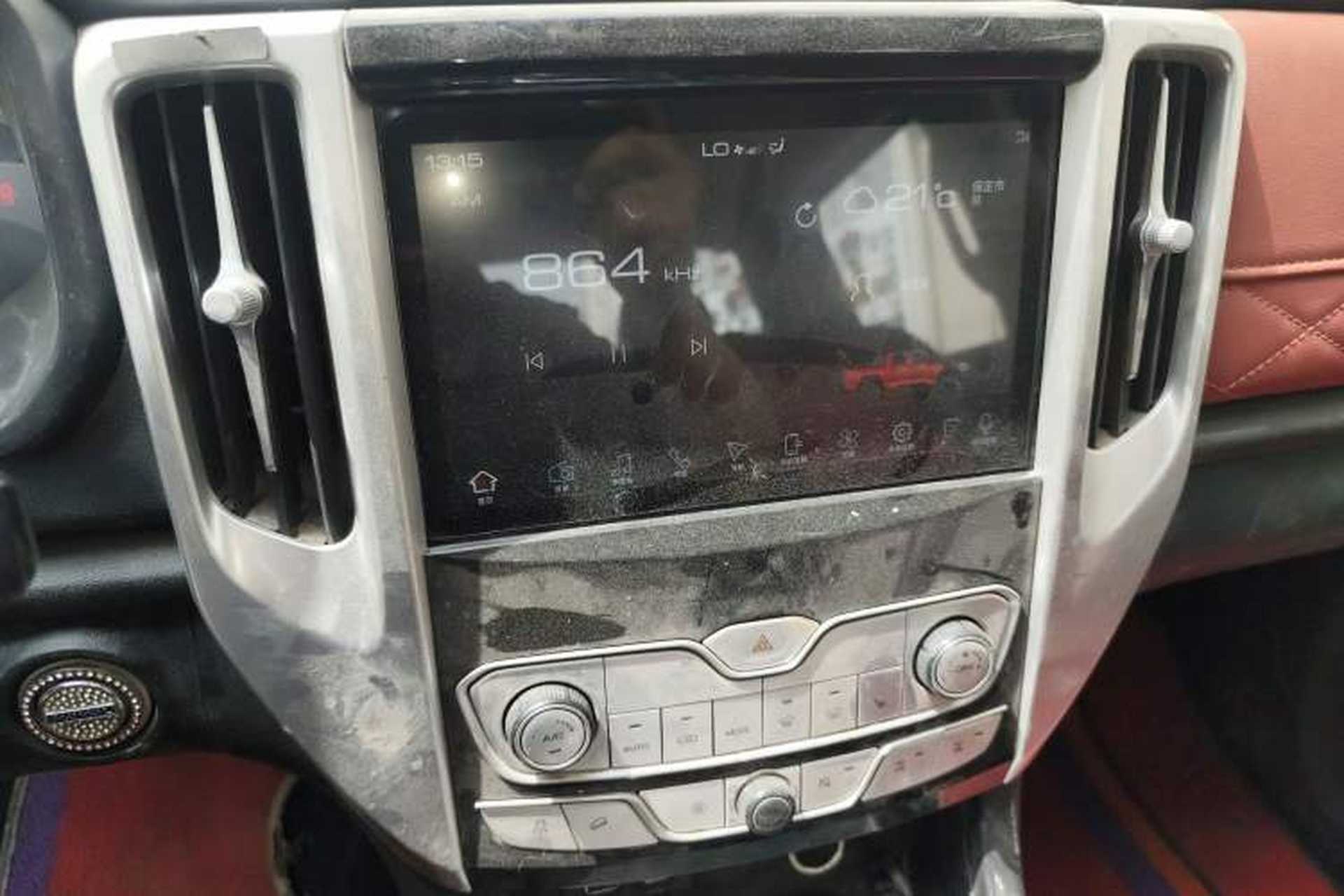 Used Great Wall Poer 2020 2.0T Off-Road Edition Automatic Gasoline 4x4 Limited Edition GW4C20B Audio And AC Panel