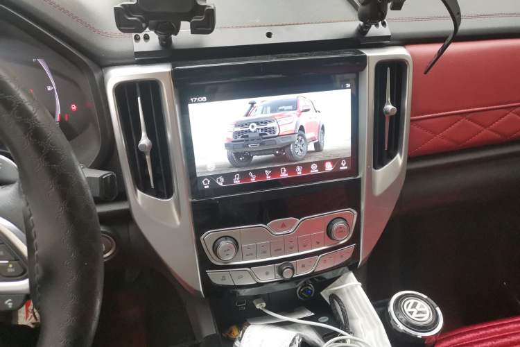 Used Great Wall Poer 2020 2.0T Off-Road Version Automatic Gasoline Four-Wheel Drive High-End Edition GW4C20B Audio And AC Panel