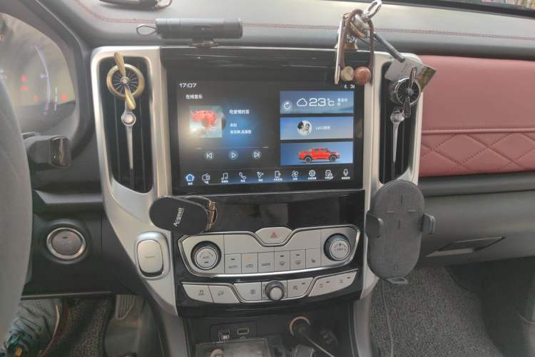 Used Great Wall Poer 2020 2.0T Off-Road Edition Automatic Gasoline 4x4 Limited Edition GW4C20B Audio And AC Panel