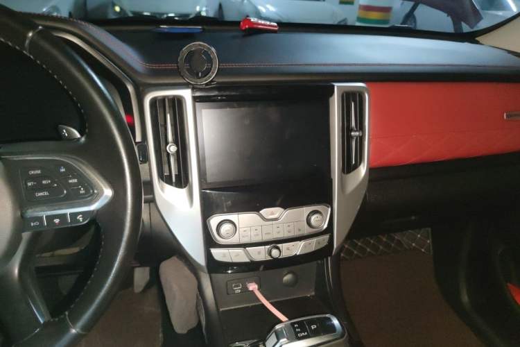 Used Great Wall Poer 2020 2.0T Off-Road Version Automatic Gasoline Four-Wheel Drive High-End Edition GW4C20B Audio And AC Panel
