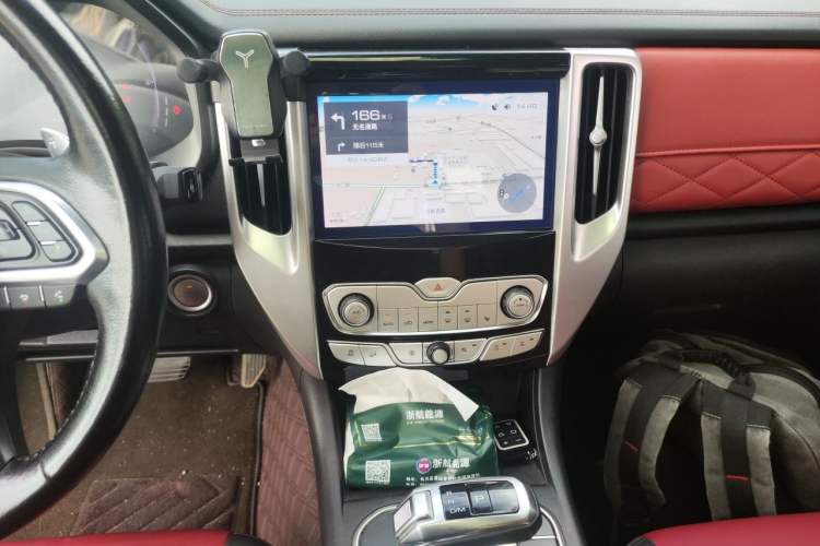 Used Great Wall Poer 2020 2.0T Off-Road Version Automatic Gasoline Four-Wheel Drive High-End Edition GW4C20B Audio And AC Panel