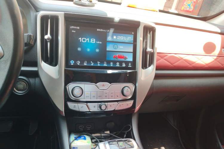 Used Great Wall Poer 2020 2.0T Off-Road Edition Automatic Gasoline 4x4 Limited Edition GW4C20B Audio And AC Panel