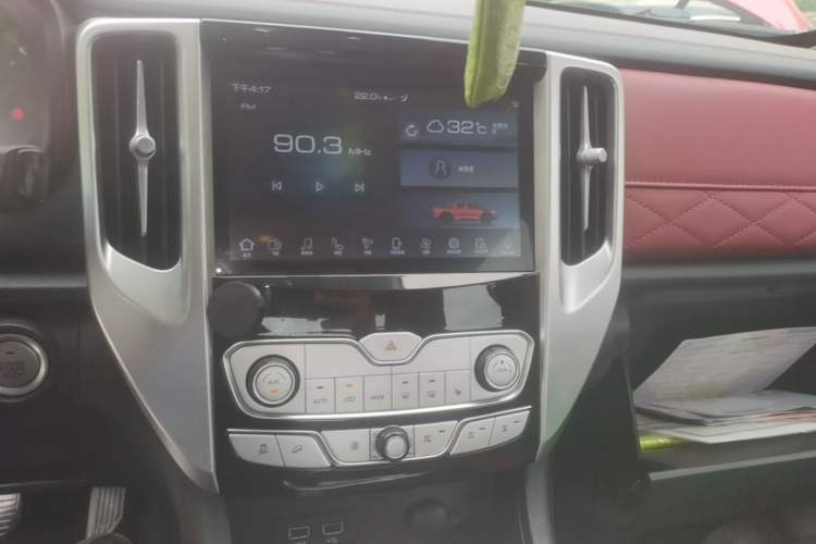 Used Great Wall Poer 2020 2.0T Off-Road Edition Automatic Diesel 4x4 High-End Version GW4D20M Audio And AC Panel