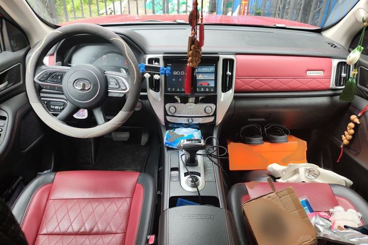 Used Great Wall Poer 2020 2.0T Off-Road Edition Automatic Gasoline 4x4 Limited Edition GW4C20B Center Console