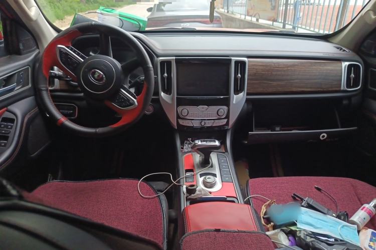 Used Great Wall Poer 2020 2.0T Off-Road Edition Automatic Gasoline 4x4 Advanced Version GW4C20B Center Console