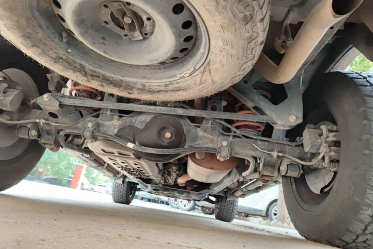Used Great Wall Poer 2020 2.0T Off-Road Edition Automatic Gasoline 4x4 Advanced Version GW4C20B Chassis Rear