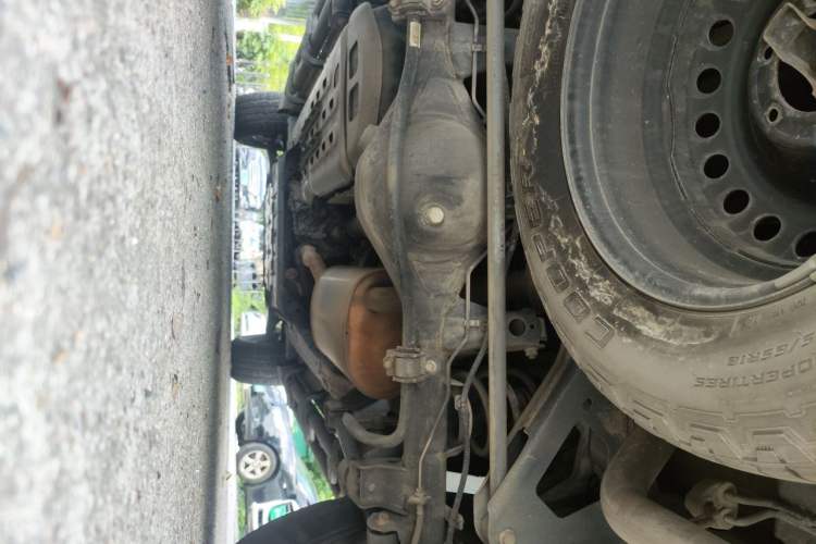 Used Great Wall Poer 2020 2.0T Off-Road Version Automatic Gasoline Four-Wheel Drive High-End Edition GW4C20B Chassis Rear