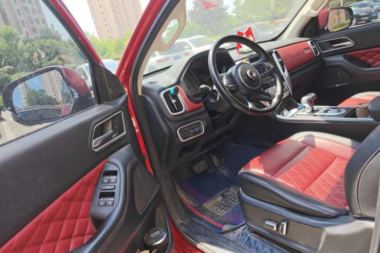 Used Great Wall Poer 2020 2.0T Off-Road Edition Automatic Diesel 4x4 High-End Version GW4D20M Driver Seat