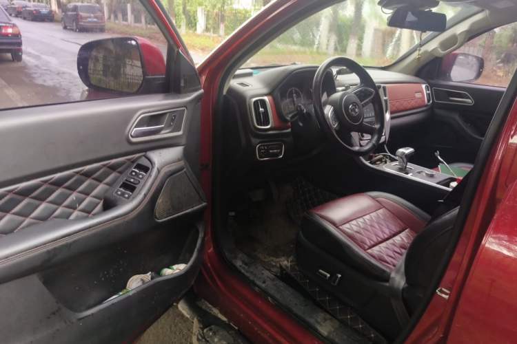 Used Great Wall Poer 2020 2.0T Off-Road Version Automatic Gasoline Four-Wheel Drive High-End Edition GW4C20B Driver Seat
