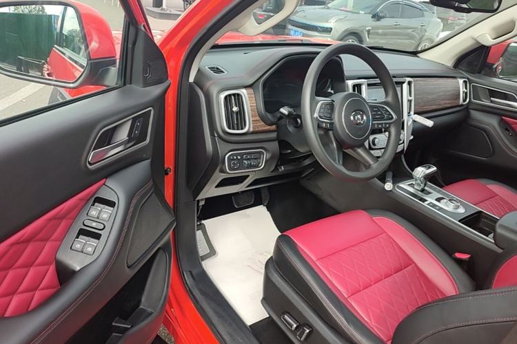 Used Great Wall Poer 2020 2.0T Off-Road Version Automatic Diesel 4x4 Advanced Edition GW4D20M Driver Seat