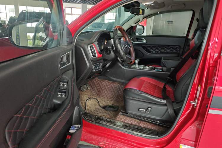 Used Great Wall Poer 2020 2.0T Off-Road Version Automatic Gasoline Four-Wheel Drive High-End Edition GW4C20B Driver Seat