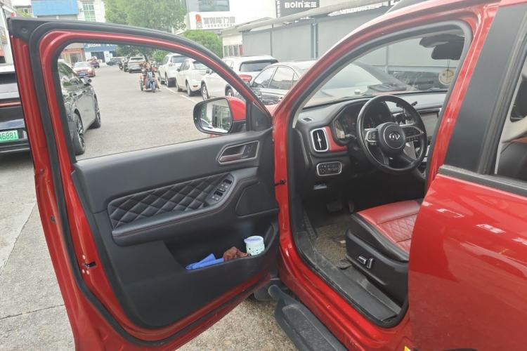 Used Great Wall Poer 2020 2.0T Off-Road Version Automatic Gasoline Four-Wheel Drive High-End Edition GW4C20B Driver Seat