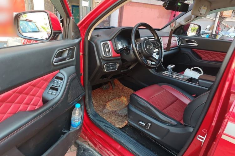 Used Great Wall Poer 2020 2.0T Off-Road Edition Automatic Diesel 4x4 High-End Version GW4D20M Driver Seat