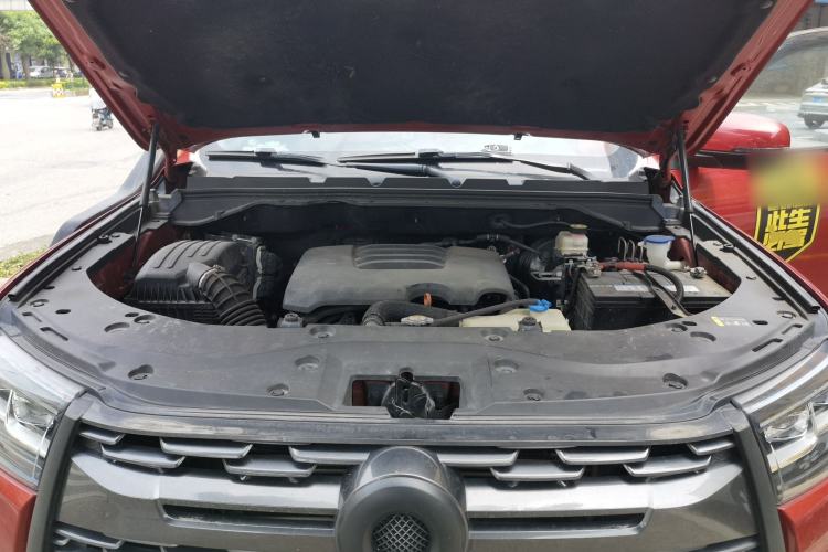 Used Great Wall Poer 2020 2.0T Off-Road Version Automatic Gasoline Four-Wheel Drive High-End Edition GW4C20B Engine Bay