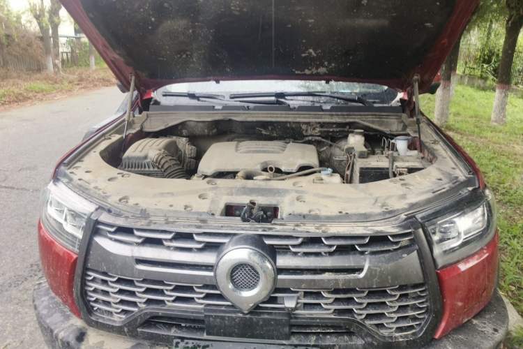 Used Great Wall Poer 2020 2.0T Off-Road Version Automatic Gasoline Four-Wheel Drive High-End Edition GW4C20B Engine Bay