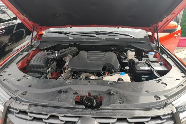 Used Great Wall Poer 2020 2.0T Off-Road Version Automatic Diesel 4x4 Advanced Edition GW4D20M Engine Bay